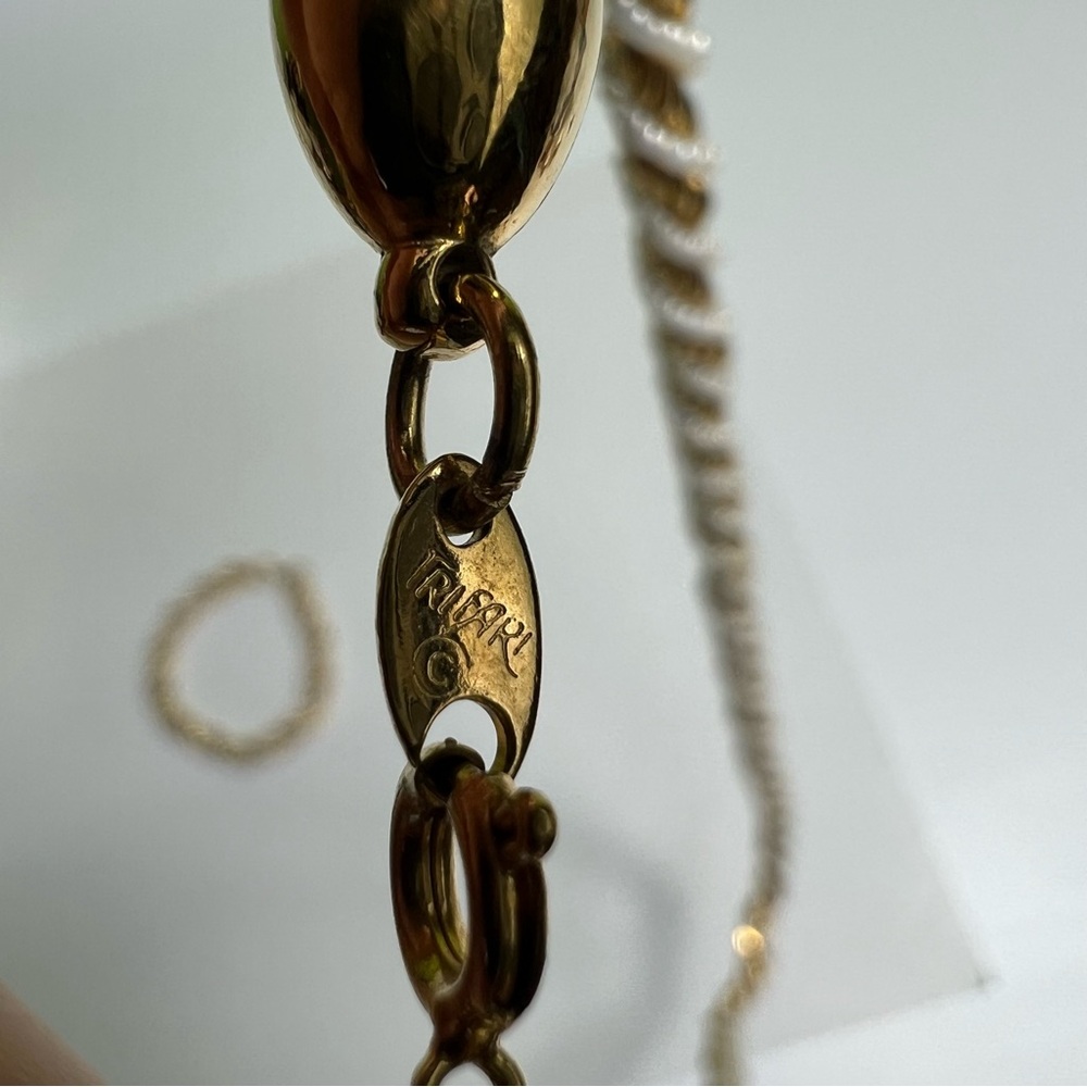 Trifari gold-tone braided and twisted rope chain necklace and bracelet - Picture 3 of 5